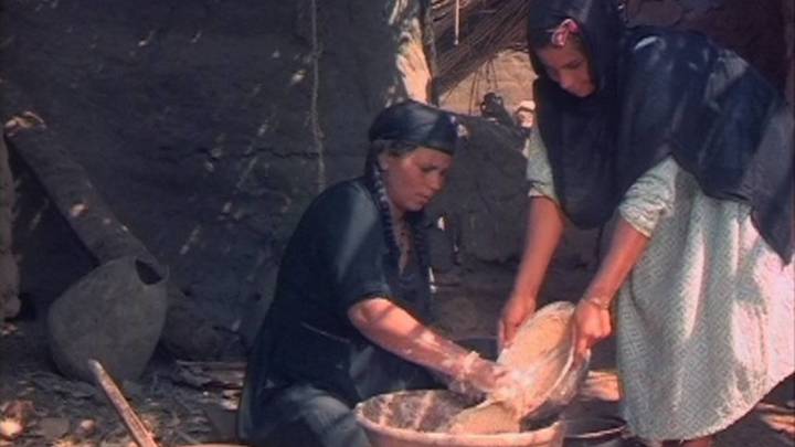 Interview zur Werkschau der Filmemacherin Atteyat Al-Abnoudy Interview zur Werkschau der Filmemacherin Atteyat Al-Abnoudy