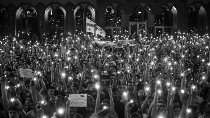 Sturm auf das georgische Parlament in Tiflis