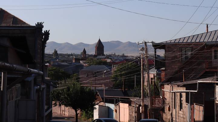 Sowjetisches Erbe in Armenien und Georgien Sowjetisches Erbe in Armenien und Georgien