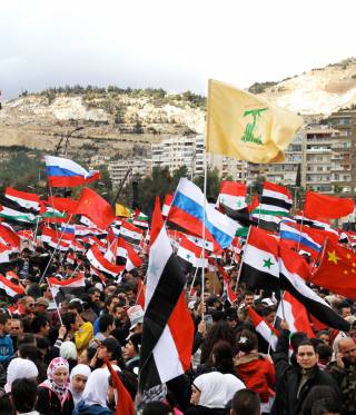 مسيرة مؤيدة للنظام في دمشق عام ٢٠١٢ مسيرة مؤيدة للنظام في دمشق عام ٢٠١٢