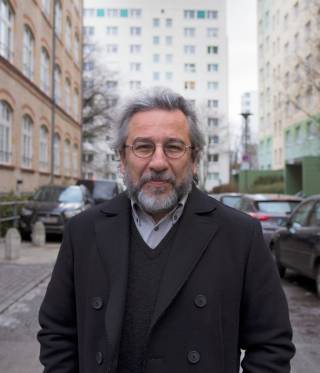 Can Dündar is best known as the journalist who stood up to President Erdoğan. Can Dündar is best known as the journalist who stood up to President Erdoğan.