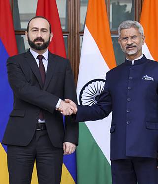 Indien, Pakistan, Armenien und Aserbaidschan