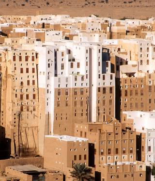 Wolkenkratzer in der Wüste Wolkenkratzer in der Wüste