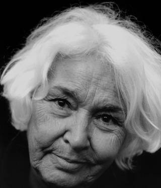 Ägyptische Feministin Nawal El Saadawi stirbt im Alter von 89 Jahren Ägyptische Feministin Nawal El Saadawi stirbt im Alter von 89 Jahren