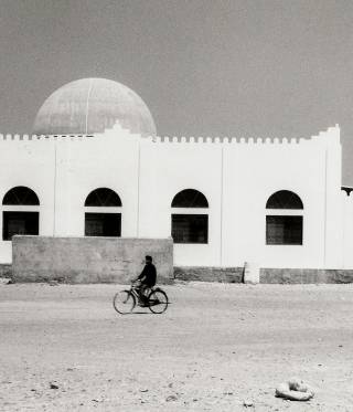 Ein Sultan für den Wohlstand, ein Terrorist für die Tapete