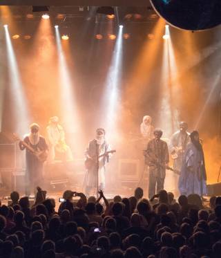 Tinariwen played at Heimathafen in Berlin. Tinariwen played at Heimathafen in Berlin.