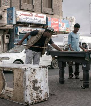 Aden, 2015. The port town in Yemen was reduced to rubble, ravaged by the incessant shelling of the Houthi militia that had surrounded the city